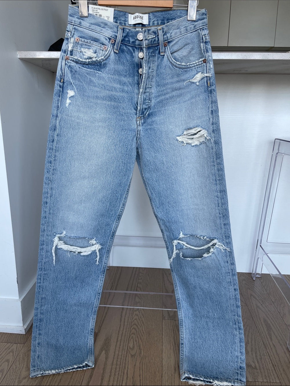 Agolde Light Blue Distressed Straight Leg Jeans. 90’s Jean mid rise loose fit